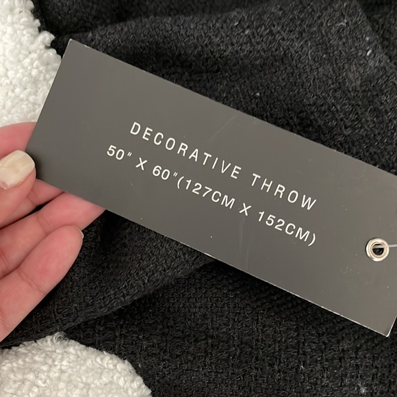 LAST ONE VIRAL Rachel Zoe Ghost Throw Blanket - NWT 50” x 60” TikTok Famous - Picture 3 of 3